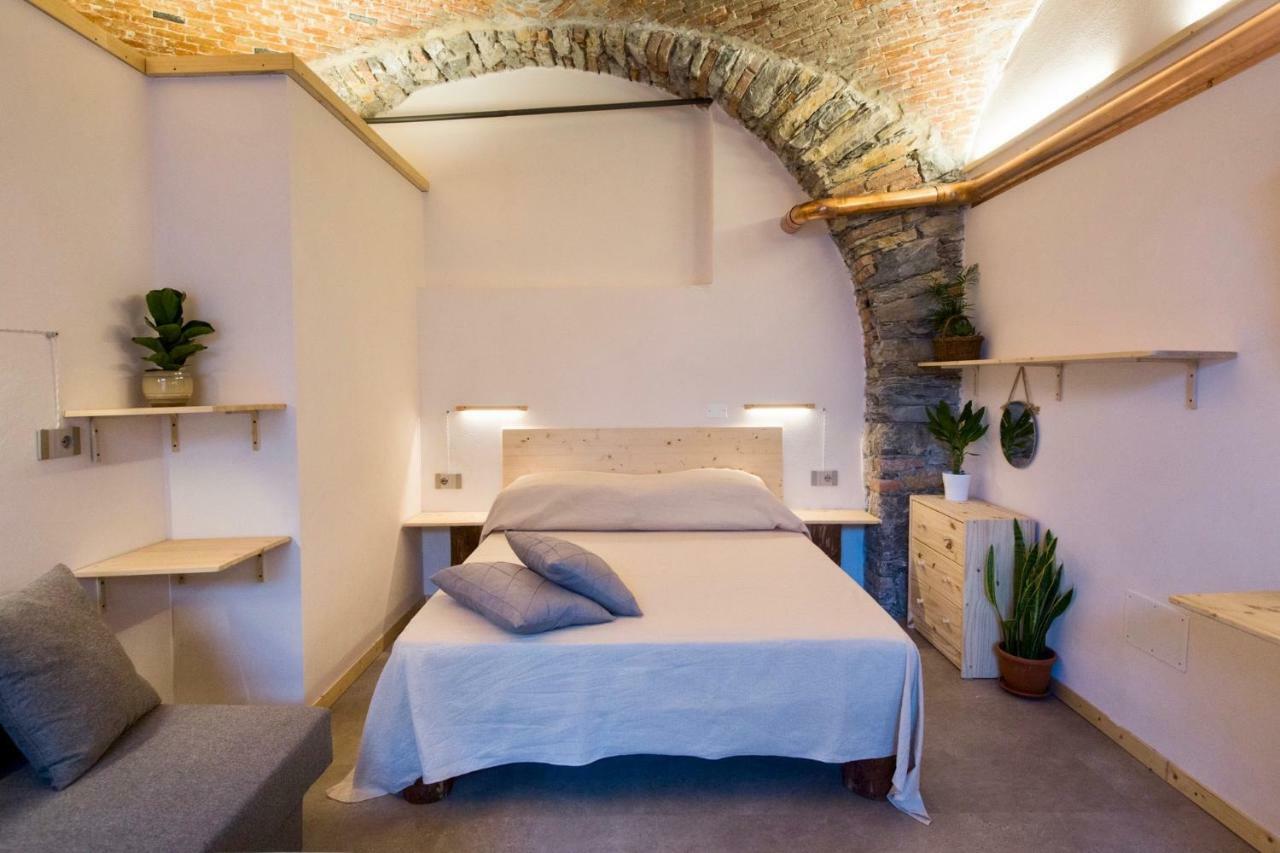 Rock & Wood - Apartment & Room La Spezia Bagian luar foto
